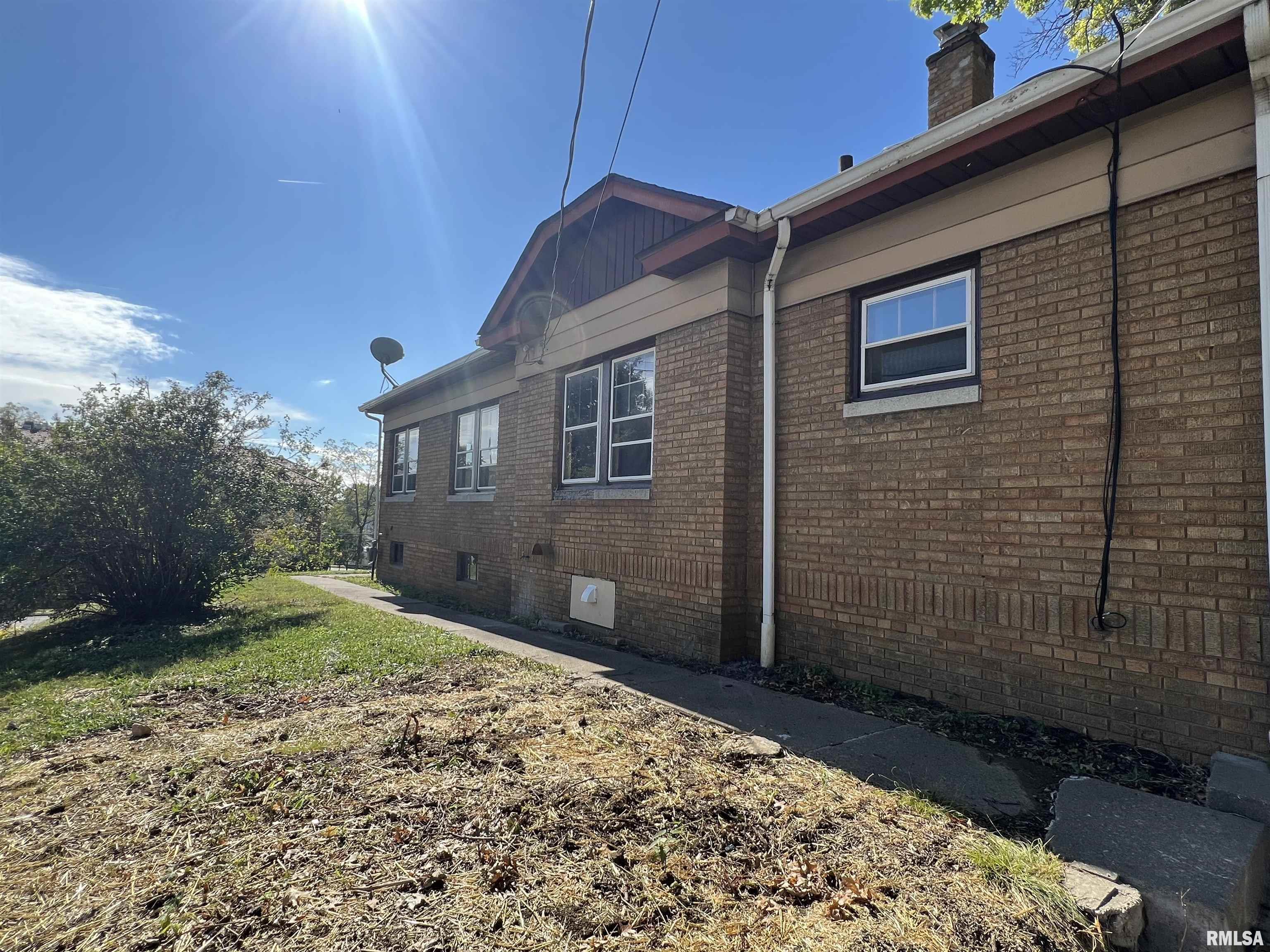 2140 Telegraph Road Davenport, IA 52804 - Photo 22 of 23 Gallery Image 22