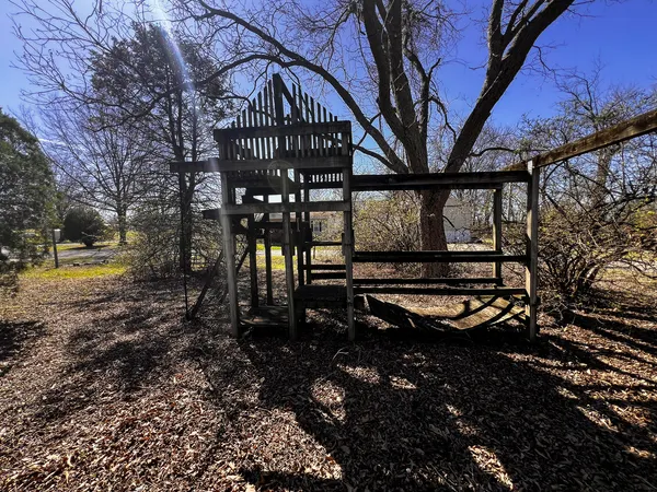 $199,500 | 21604 Fox Drive, Carlyle, IL 62231