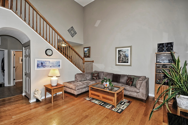 895 Riding Lane, Unit 895 St. Charles, IL 60174 - Photo 7 of 25