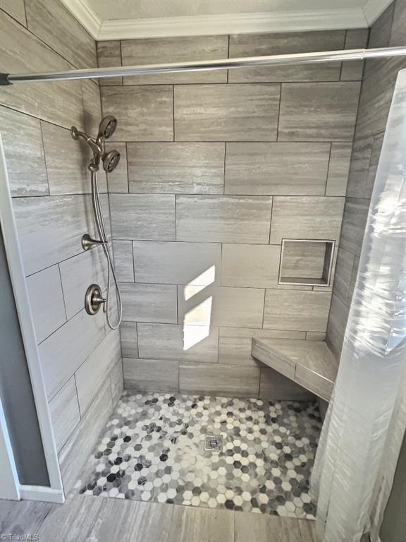 2840 Michael Road Lexington, NC 27295 - Photo 17 of 22 Beautiful Shower in Hall Bath