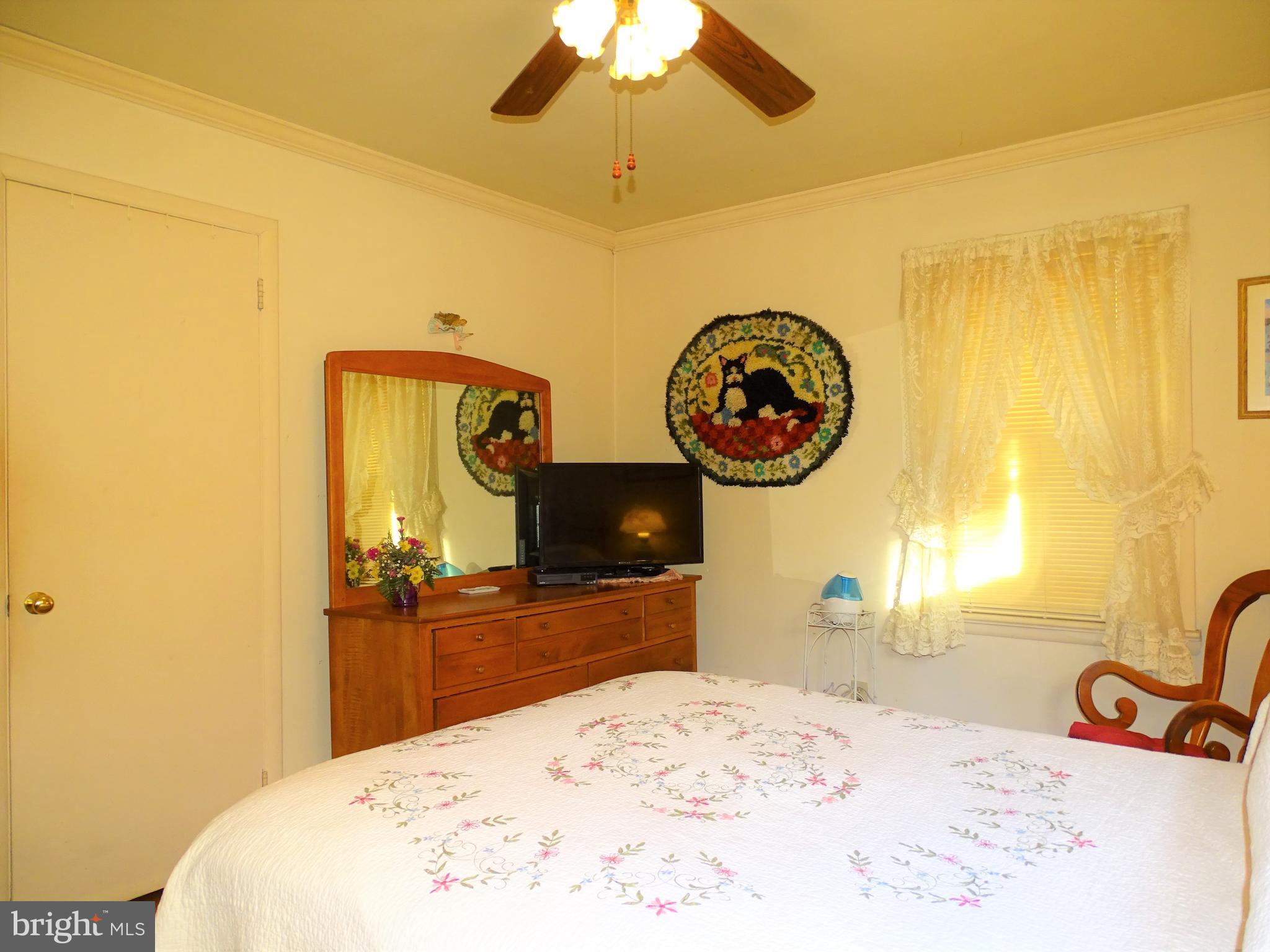 2191 Fineview Road York, PA 17406 - Photo 14 of 30 Gallery Image 14