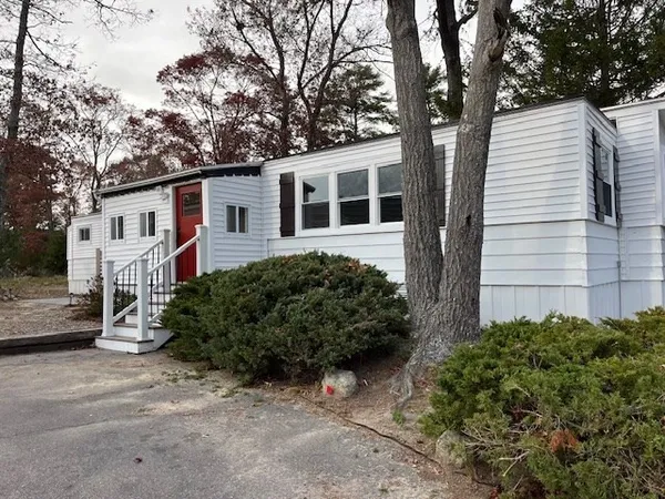 $219,900 | 87 Great Hill Drive, Wareham, MA 02576