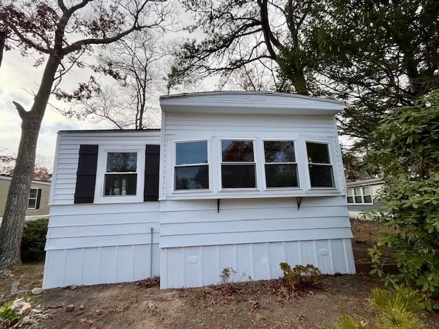 $225,900 | 87 Great Hill Drive, Wareham, MA 02576