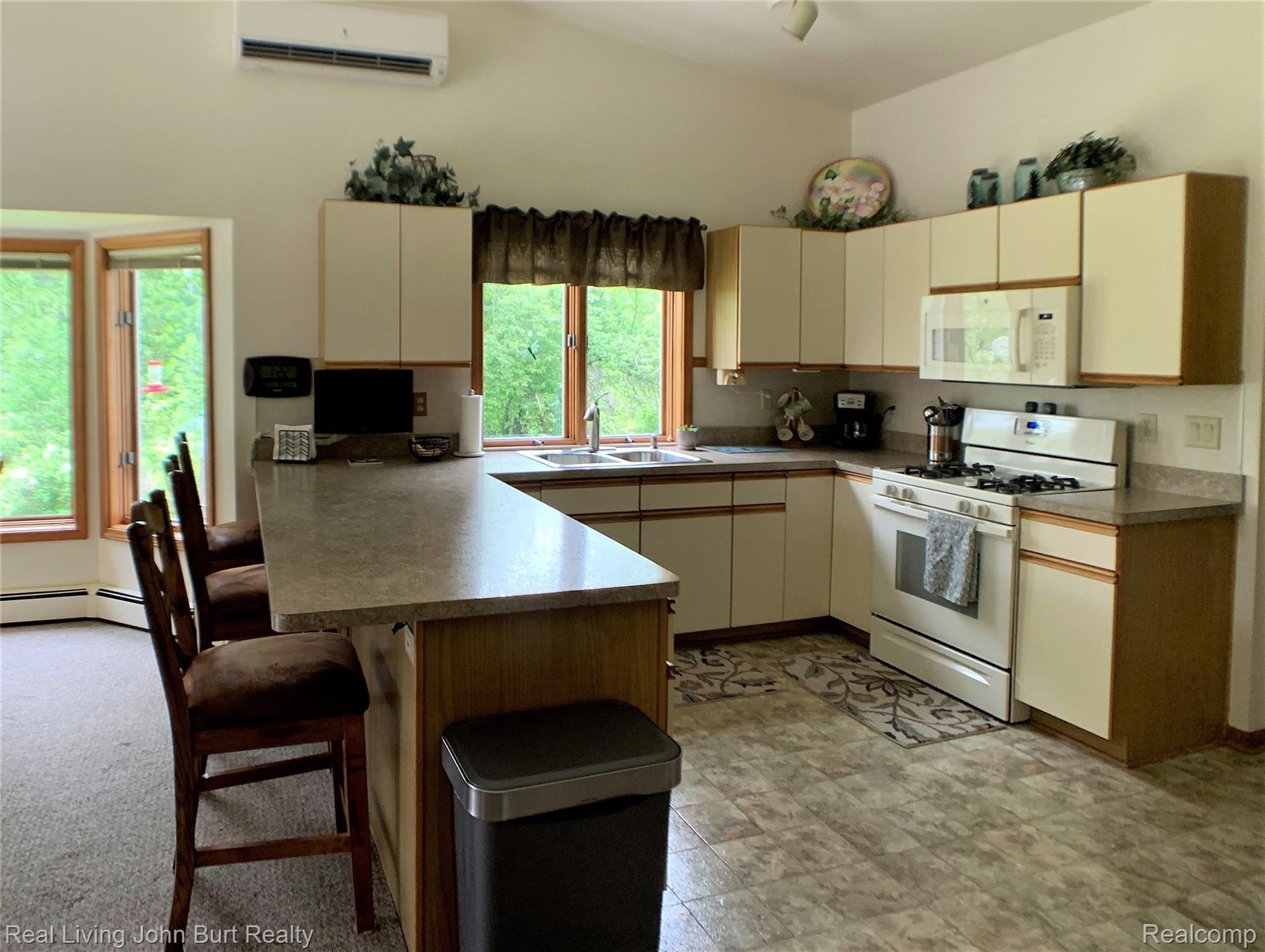 3605 Pratt Road Metamora, MI 48455 - Photo 4 of 31 Kitchen 3.JPG
