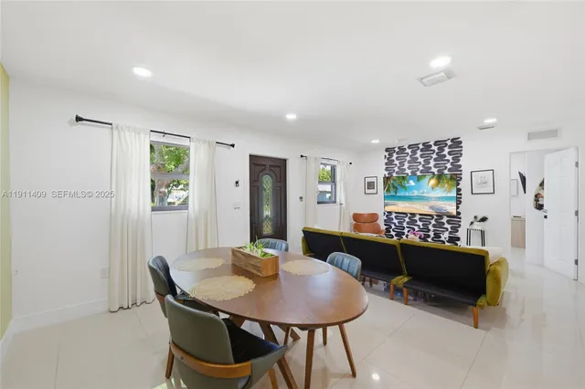 $525,000 | 1464 Northeast 28th Street, Pompano Beach, FL 33064