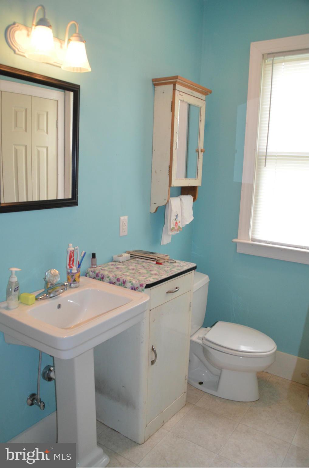 6061 Tilghman Island Road Tilghman, MD 21671 - Photo 20 of 30 Bath
