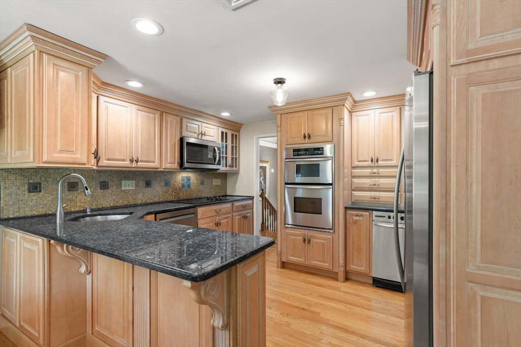 71 Poulos Road Braintree, MA 02184 - Photo 12 of 38 Gallery Image 12