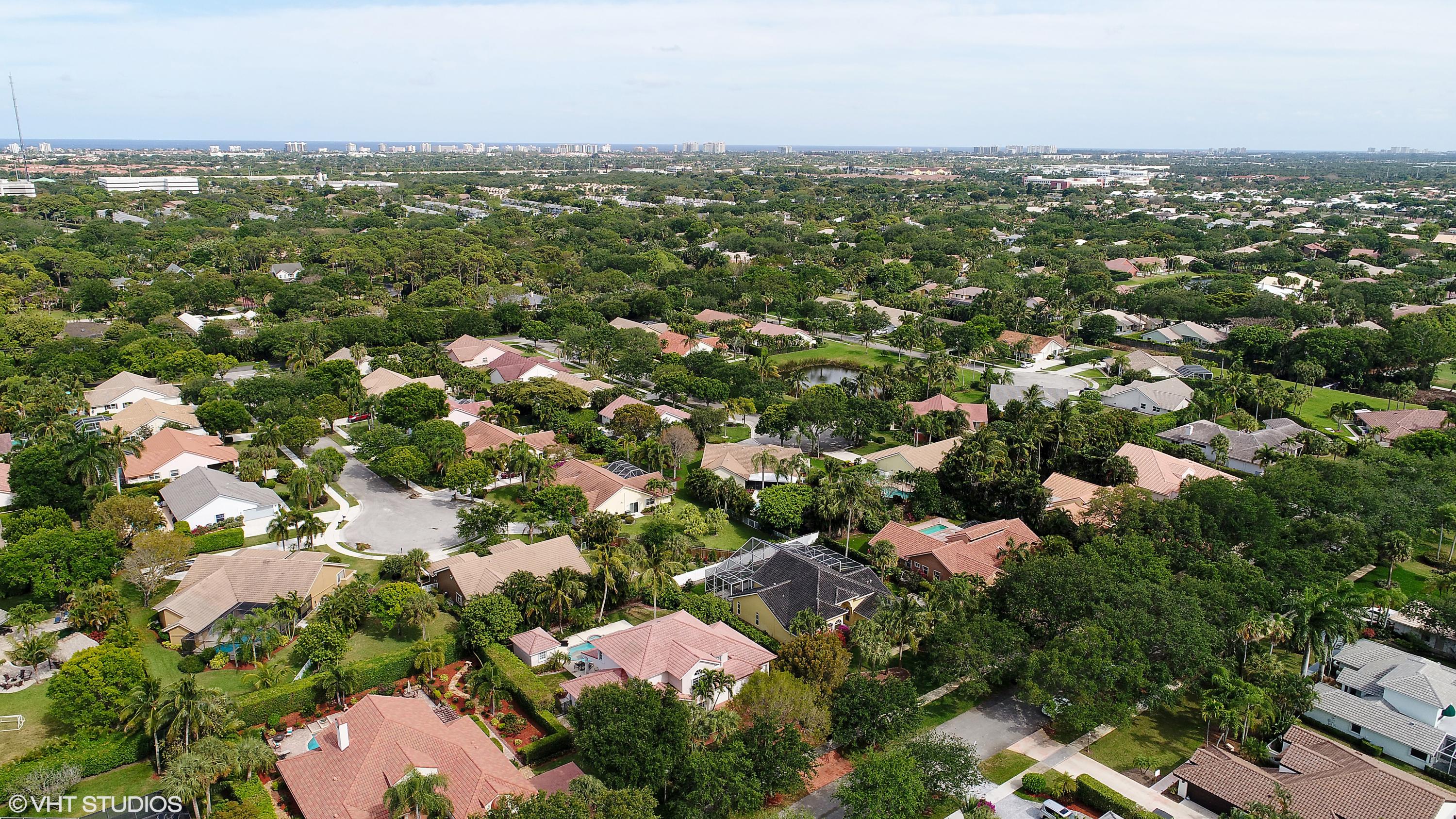2235 Rabbit Hollowe Circle Delray Beach, FL 33445 - Photo 38 of 43 25_2235RabbitHollowCt_181005_AerialView_