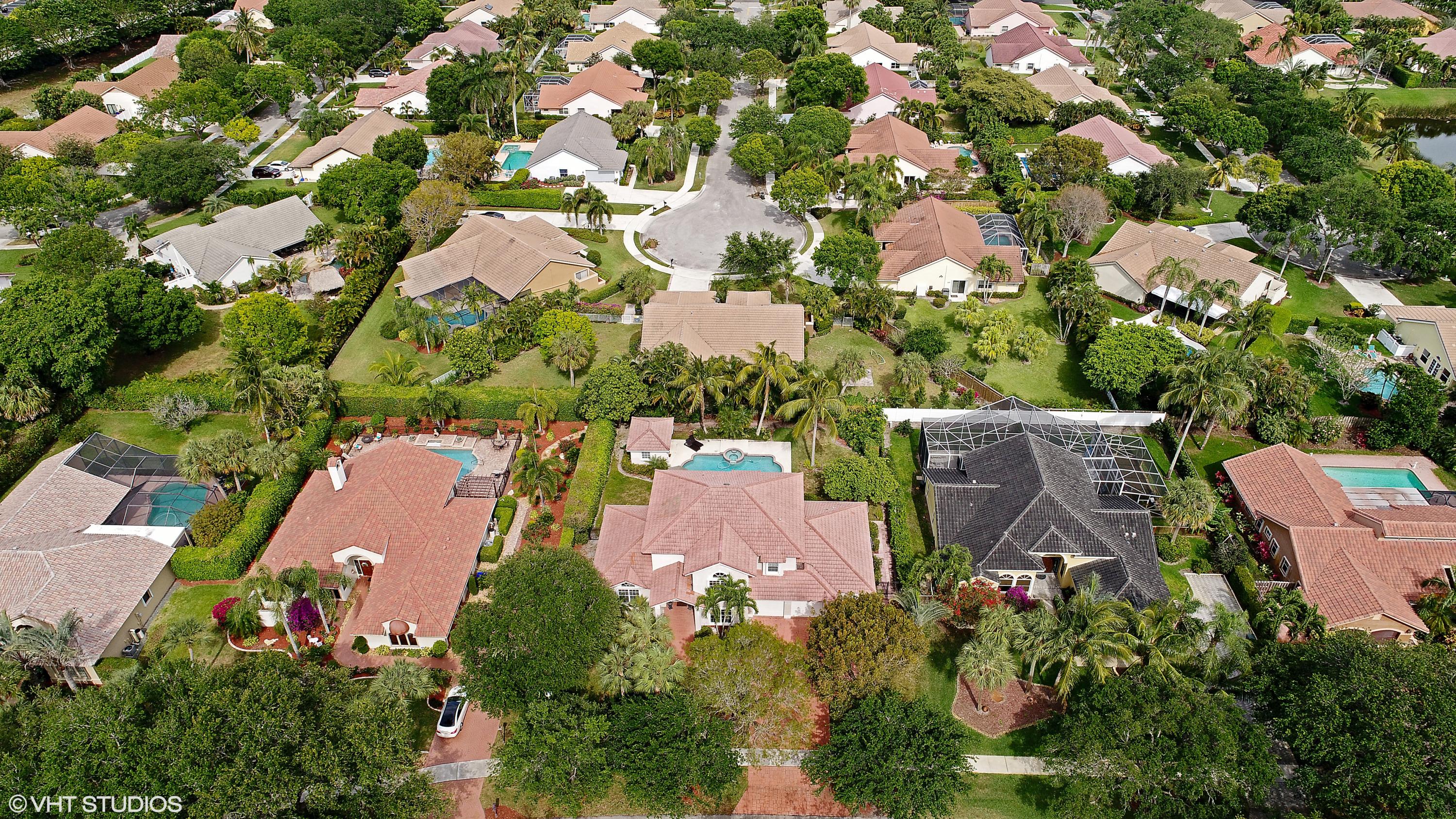 2235 Rabbit Hollowe Circle Delray Beach, FL 33445 - Photo 39 of 43 26_2235RabbitHollowCt_181006_AerialView_