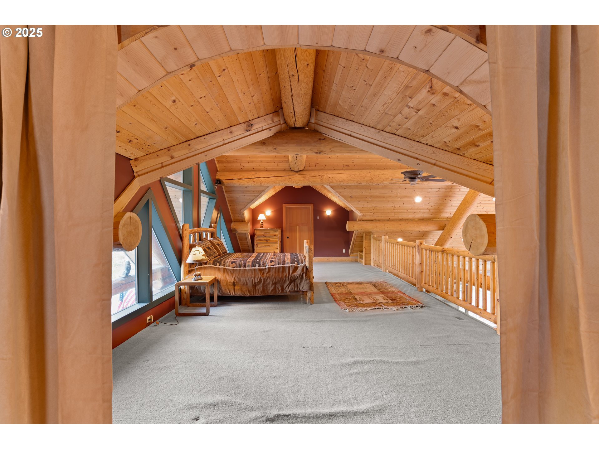 39582 Little Fall Creek Road Fall Creek, OR 97438 - Photo 30 of 44 a view of entryway with a garden