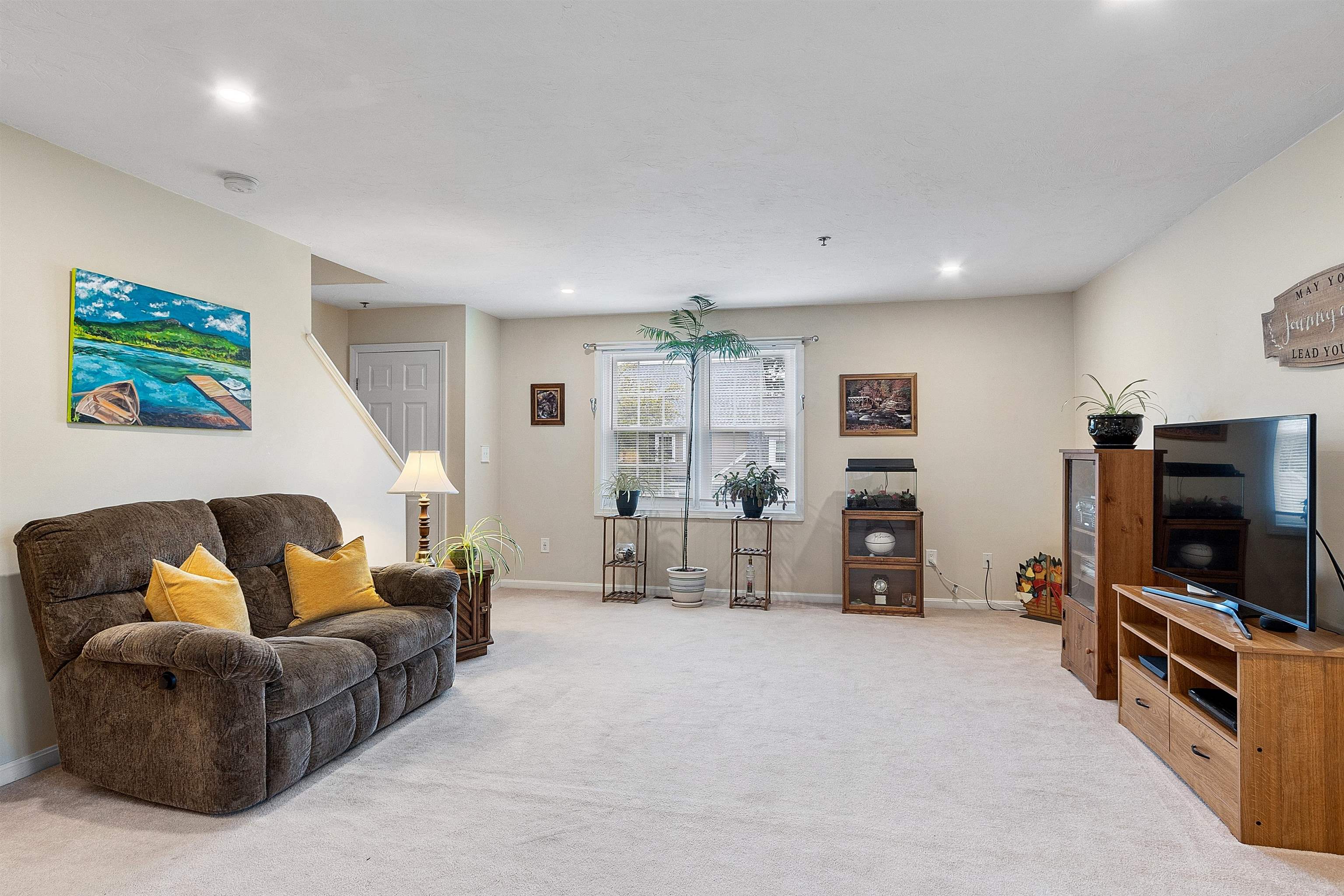 37 Riviera Road, Unit 37 Hudson, NH 03051 - Photo 24 of 40 Gallery Image 24