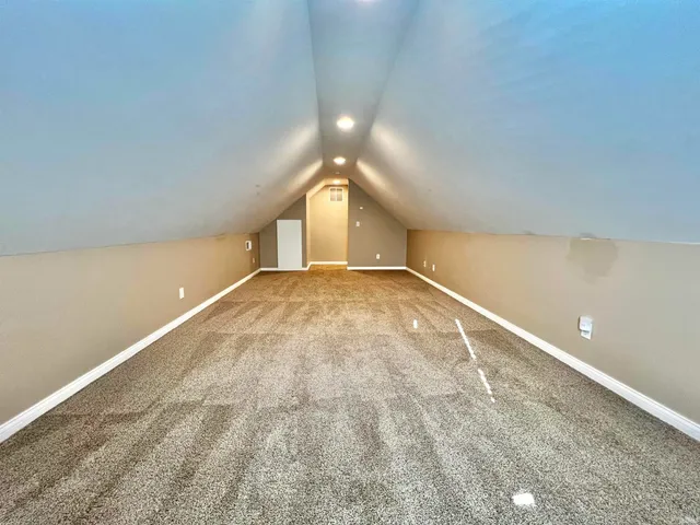 $349,900 | 8444 Lancaster Drive, Newburgh, IN 47630