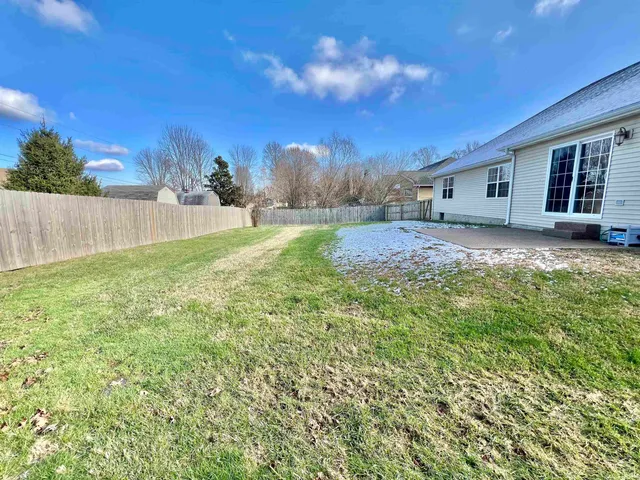 $349,900 | 8444 Lancaster Drive, Newburgh, IN 47630