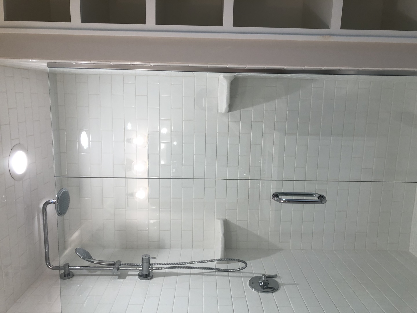 3205 Sprucewood Road Wilmette, IL 60091 - Photo 15 of 15 a bathroom with a shower