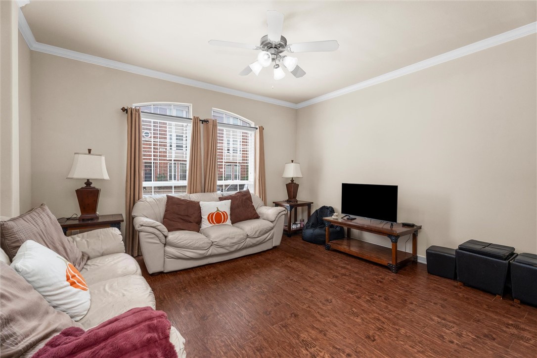 1198 Jones-Butler Road, Unit 1001 College Station, TX 77840 - Photo 23 of 25 Gallery Image 23