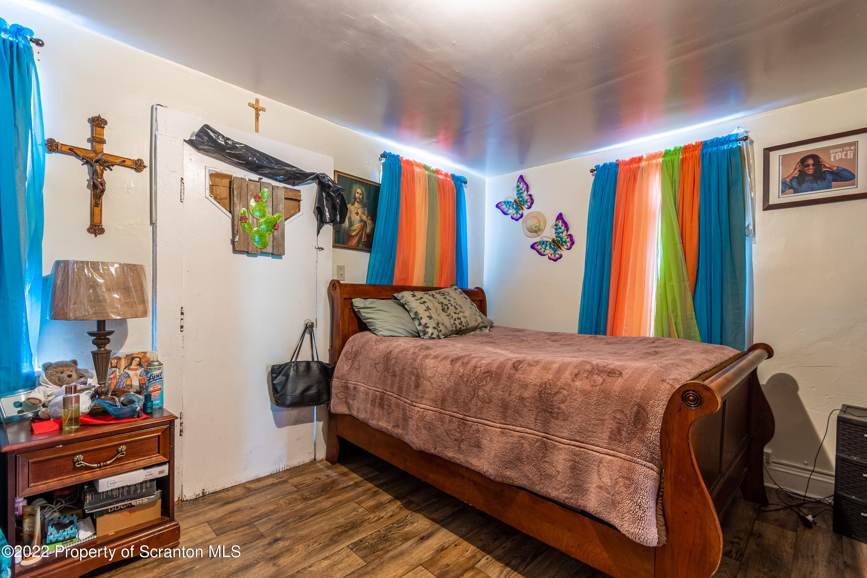 1509 Prospect Avenue Scranton, PA 18505 - Photo 28 of 28 a bedroom with a bed and a window