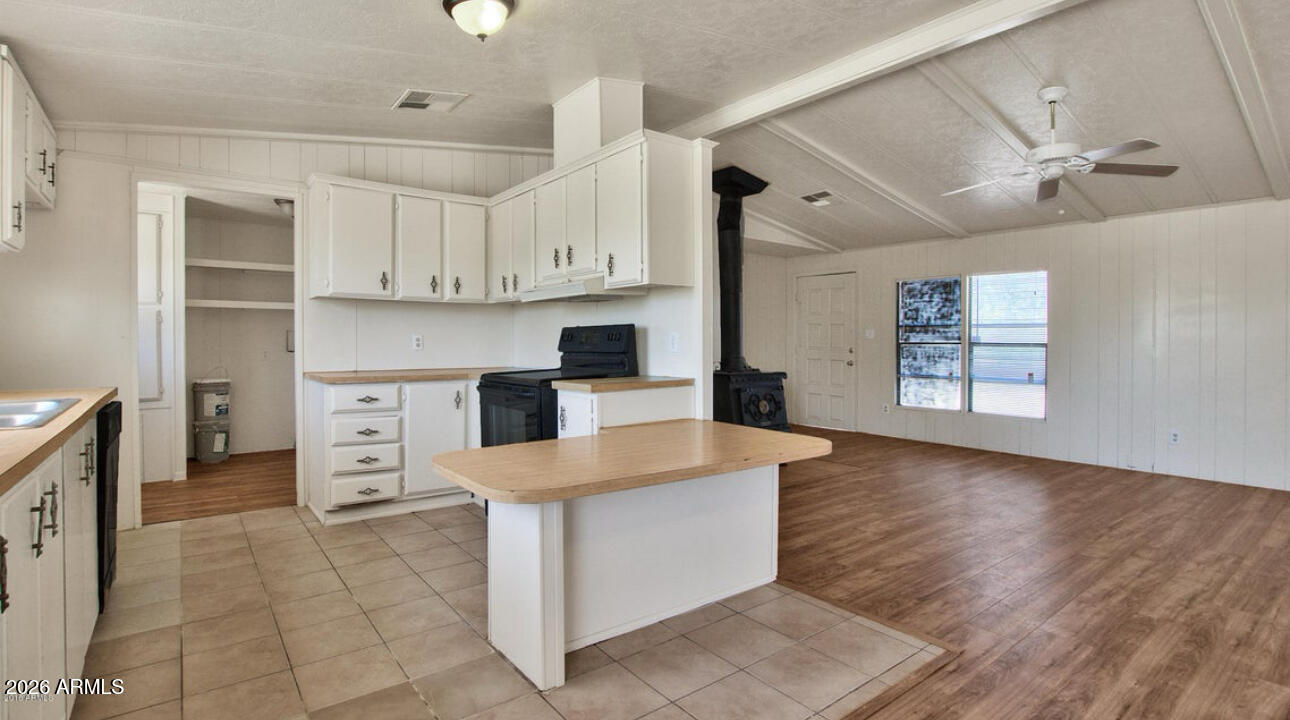 39805 North New River Road Phoenix, AZ 85086 - Photo 12 of 25 IMG_0879