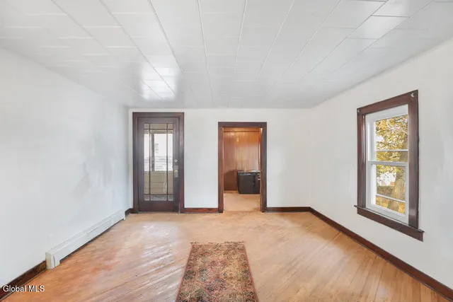 $199,900 | 17 Avenue A, Troy, NY 12182