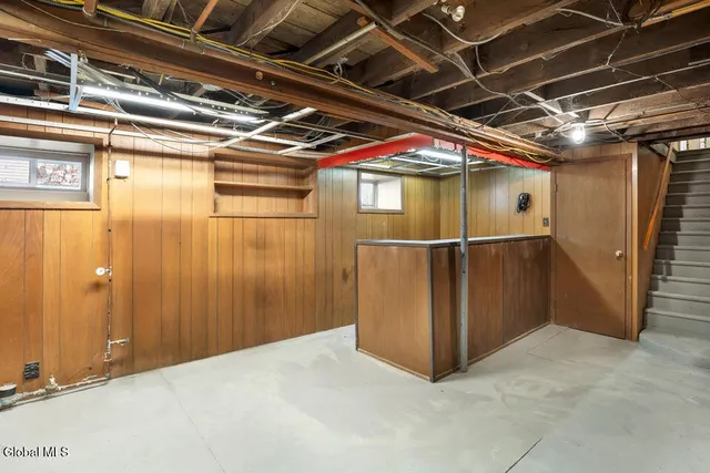 $199,900 | 17 Avenue A, Troy, NY 12182