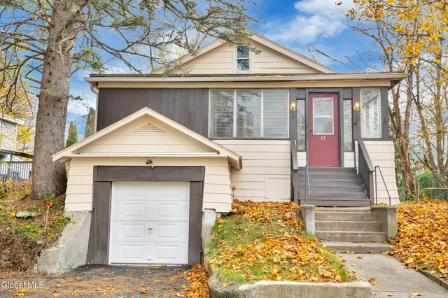 $199,900 | 17 Avenue A, Troy, NY 12182