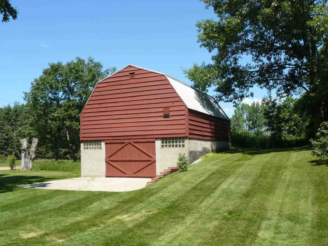 7993 Schell Road Buckley, MI 49620 - Photo 2 of 44 1787903-1.JPG