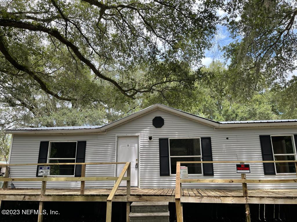 11454 Southwest 92nd Street Hampton, FL 32044 - Photo 1 of 25 02