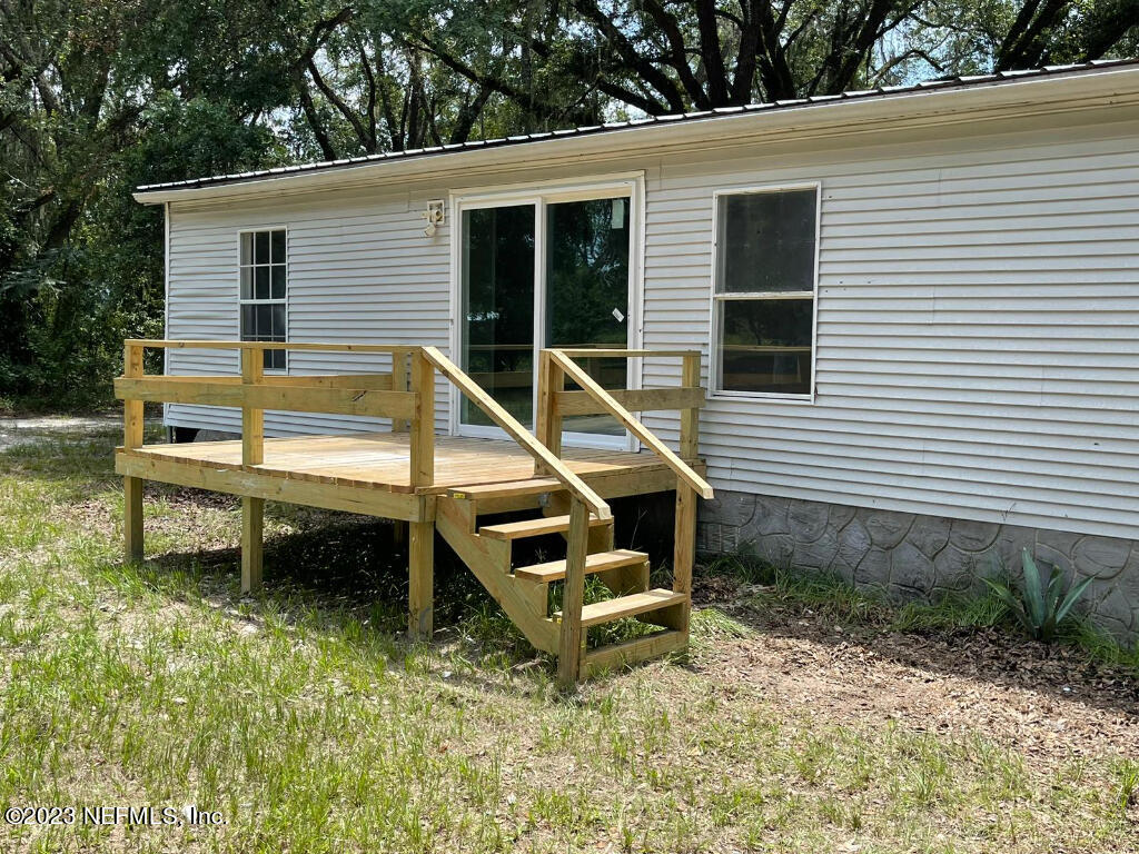 11454 Southwest 92nd Street Hampton, FL 32044 - Photo 6 of 25 05