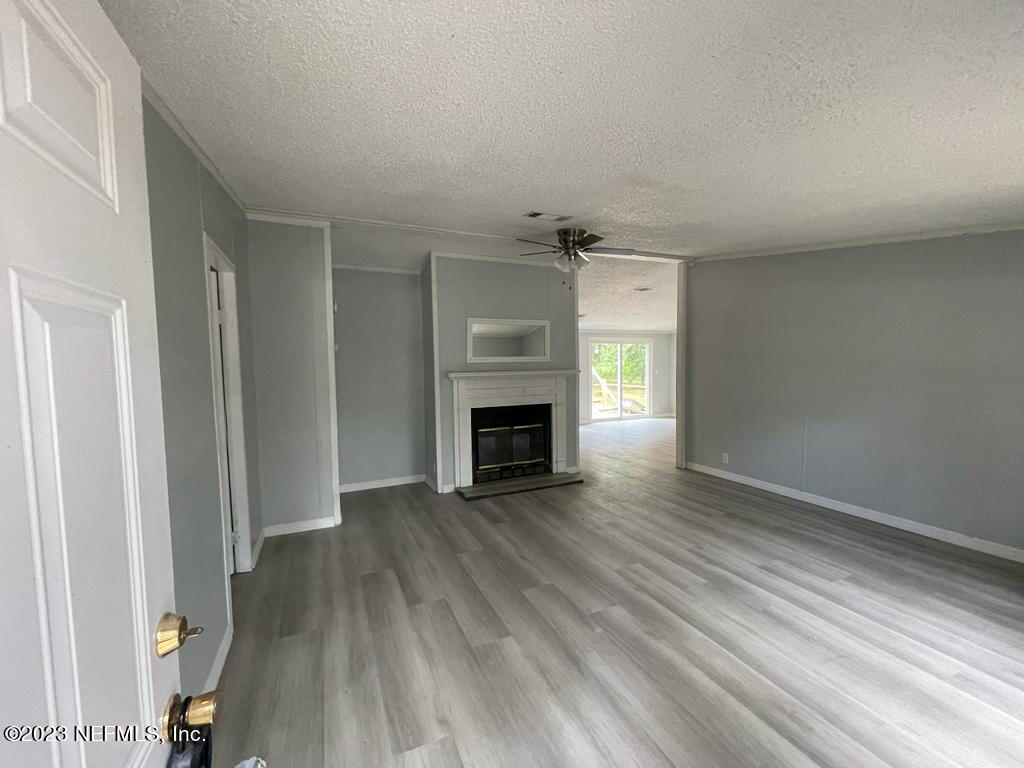 11454 Southwest 92nd Street Hampton, FL 32044 - Photo 7 of 25 06