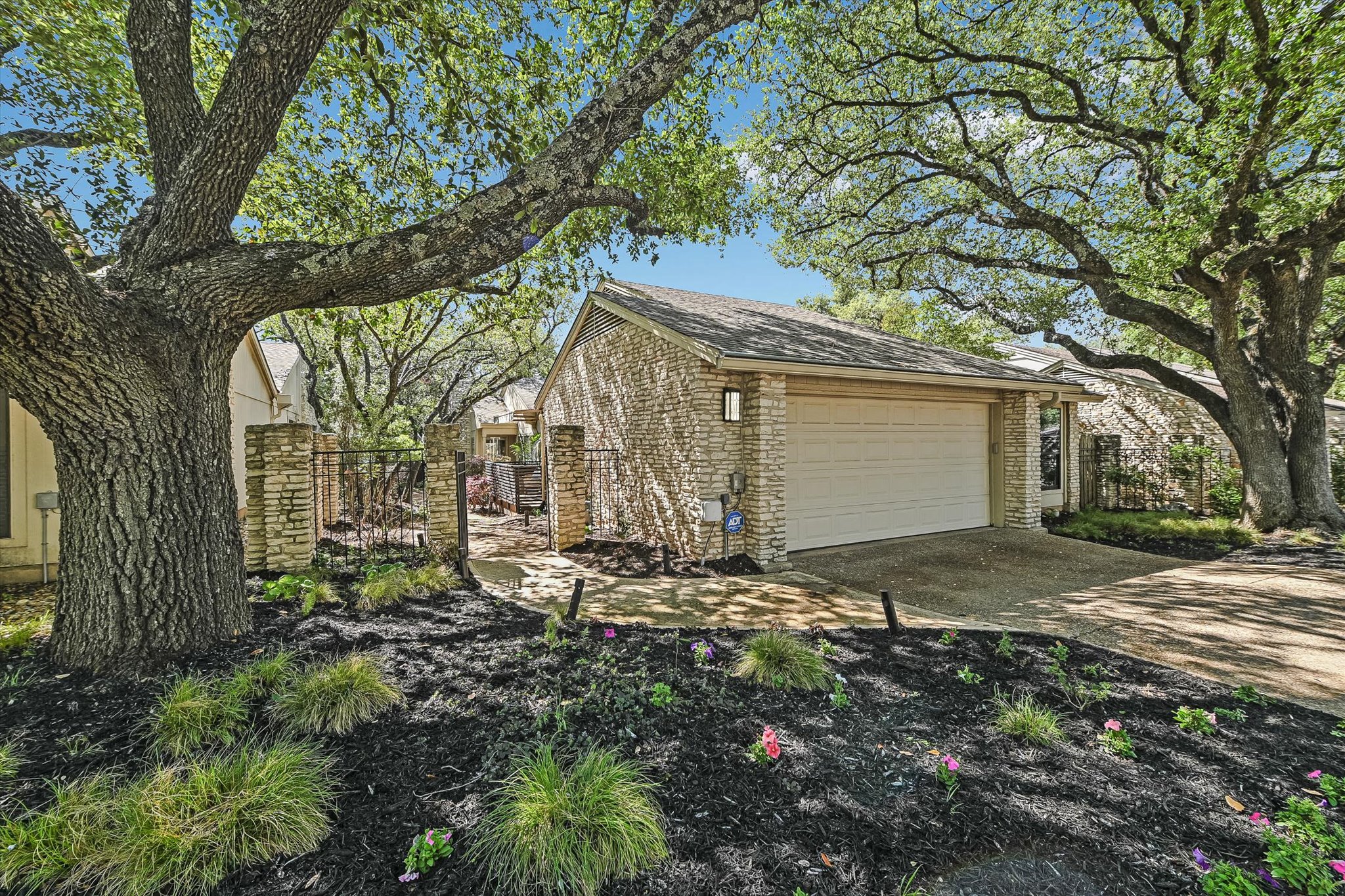 8121 Raintree Place Austin, TX 78759 - Photo 20 of 26