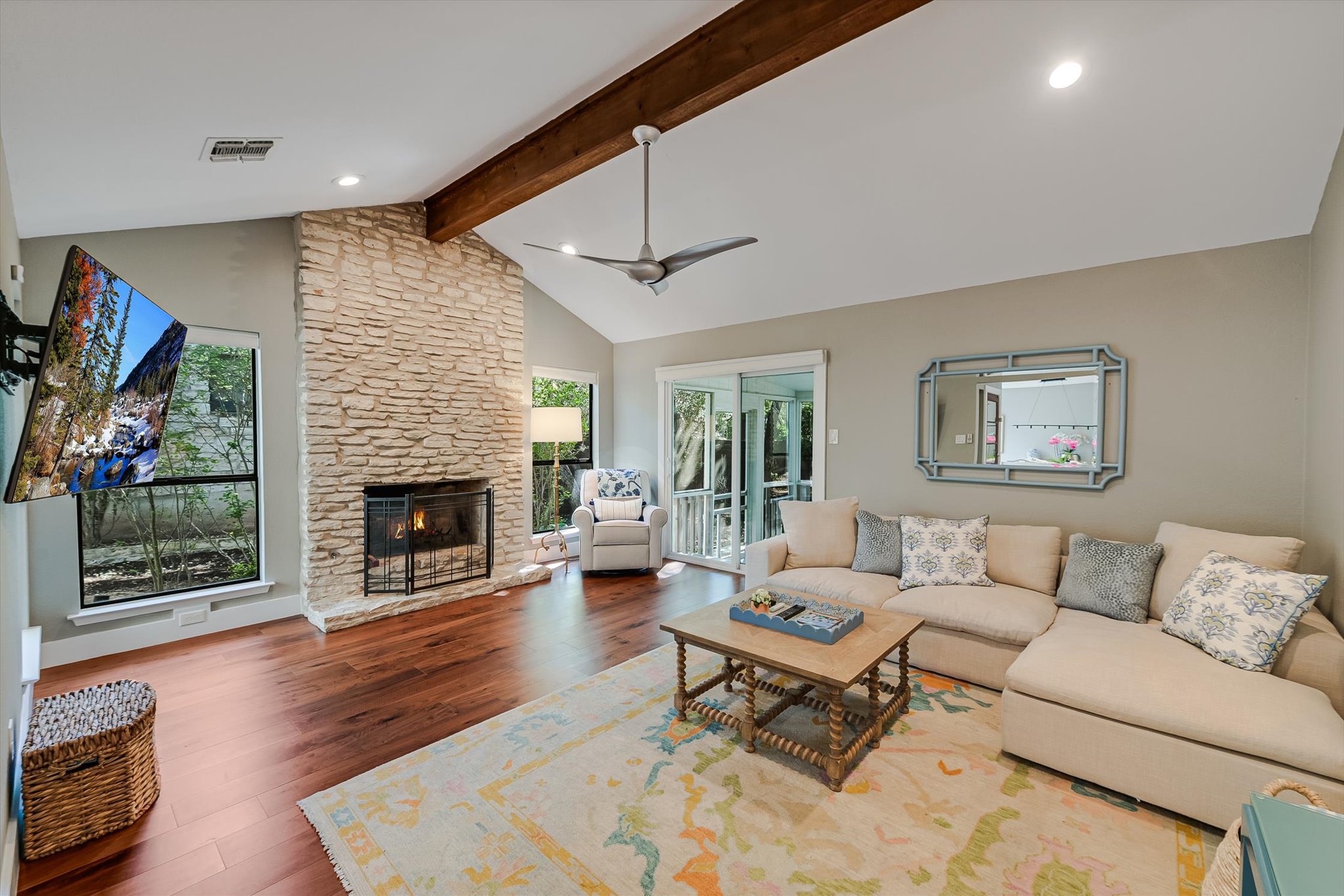 8121 Raintree Place Austin, TX 78759 - Photo 6 of 26 Valuted ceilings, gas fireplace and overized living area