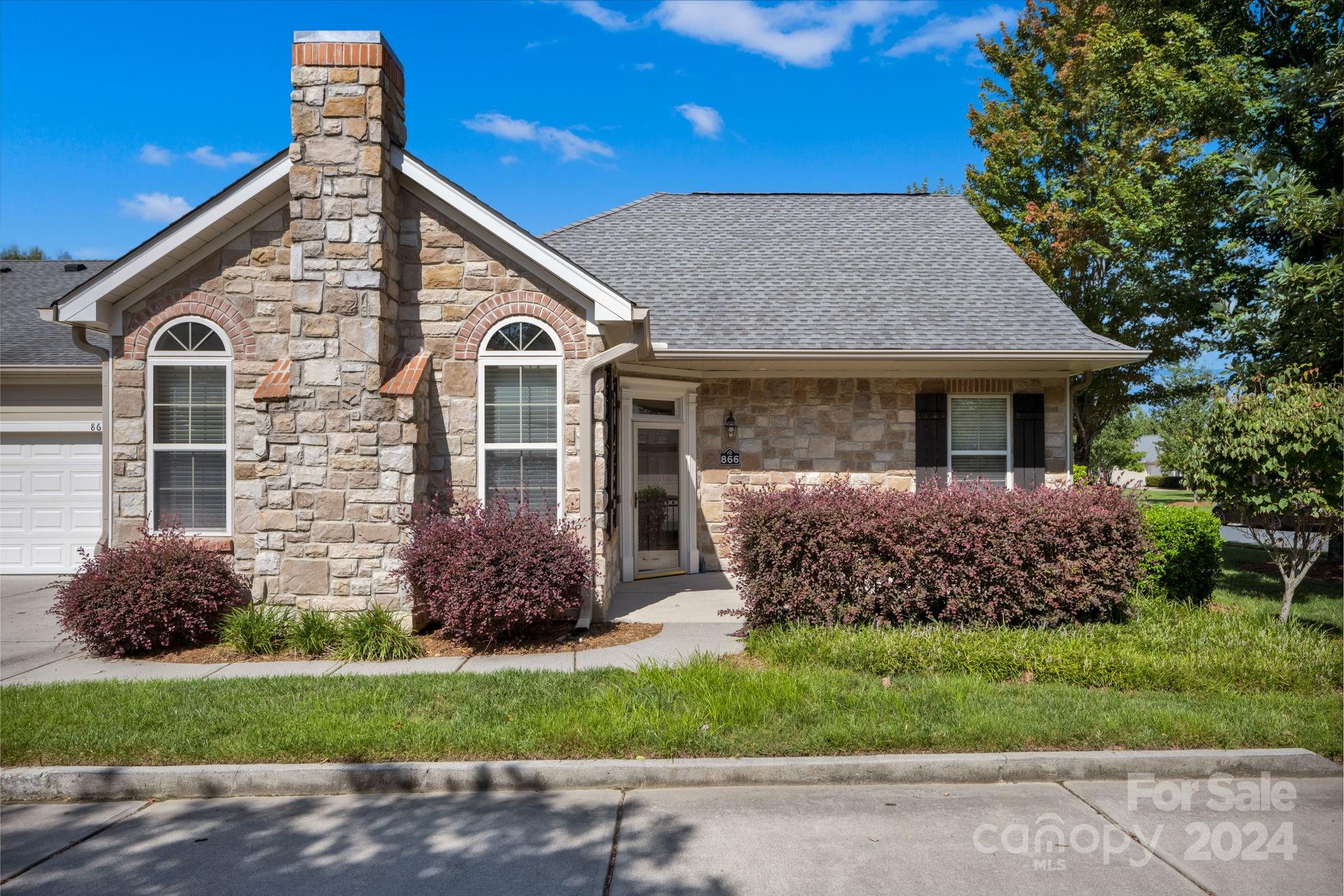 866 Ledgestone Court Tega Cay, SC 29708 - Photo 1 of 37 Gallery Image 1