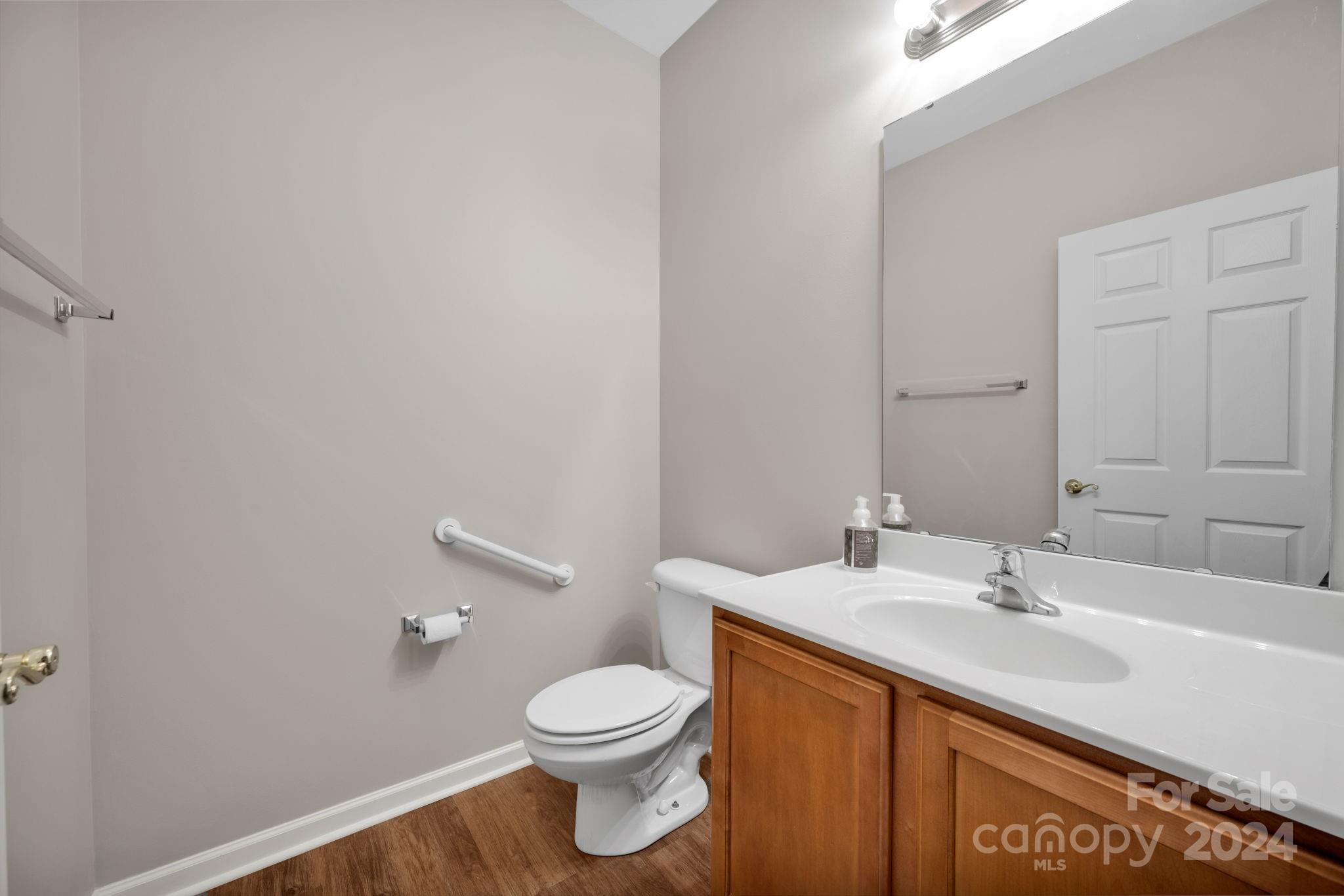 866 Ledgestone Court Tega Cay, SC 29708 - Photo 19 of 37 Gallery Image 19