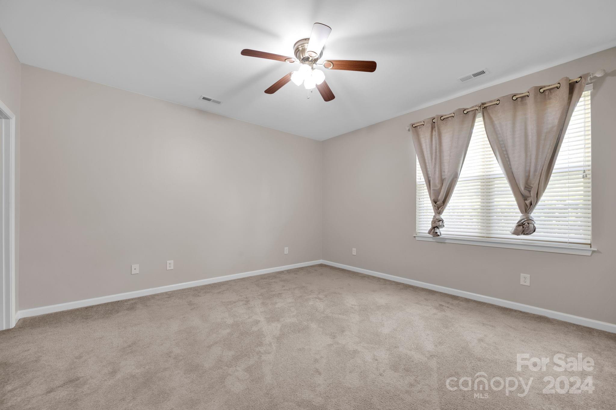 866 Ledgestone Court Tega Cay, SC 29708 - Photo 24 of 37 Gallery Image 24
