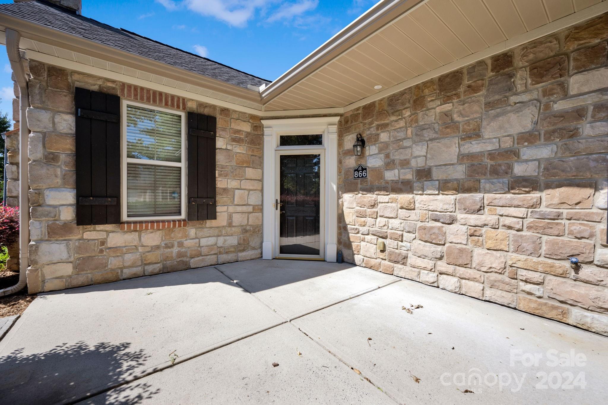 866 Ledgestone Court Tega Cay, SC 29708 - Photo 35 of 37 Gallery Image 35