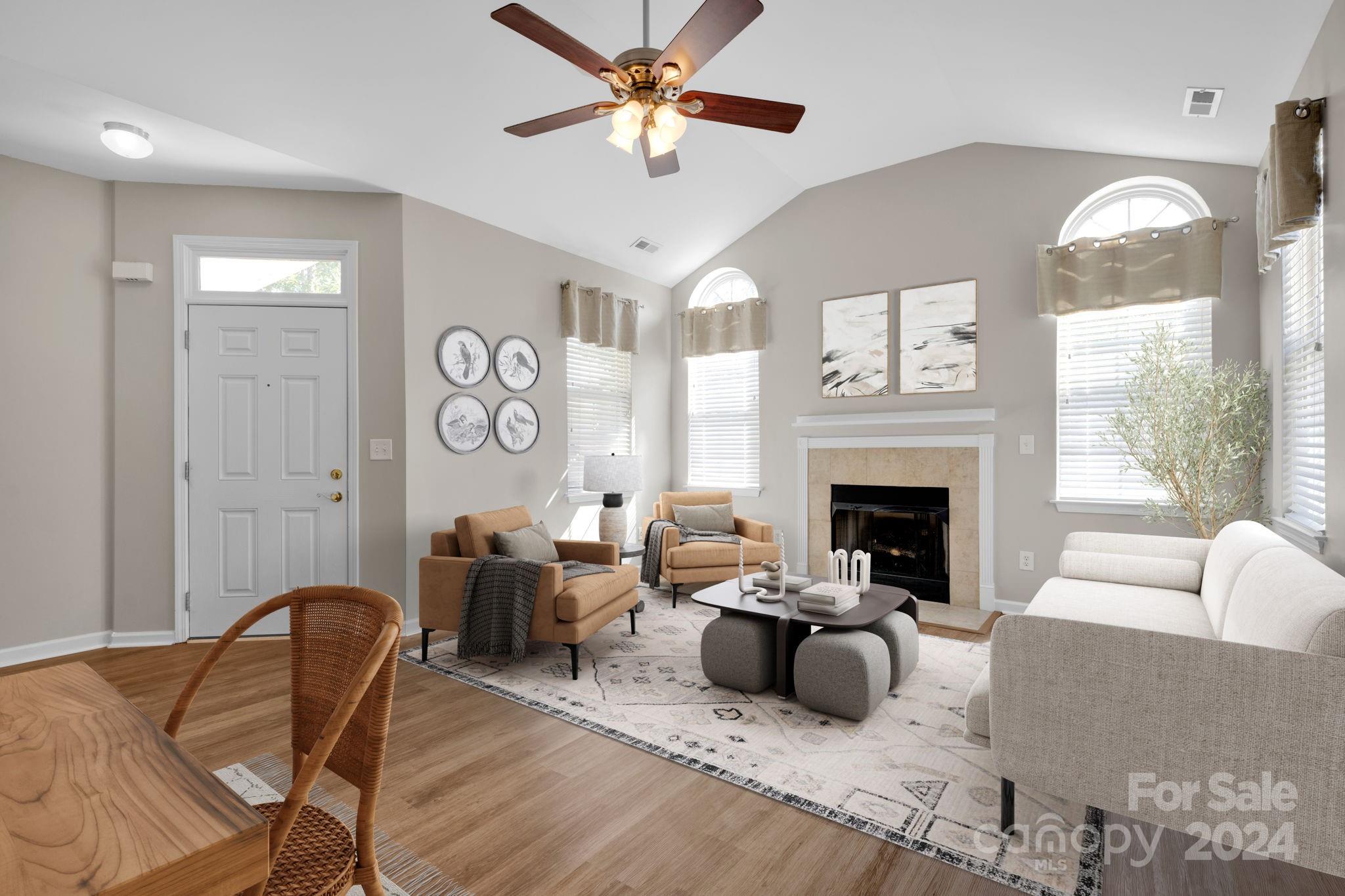 866 Ledgestone Court Tega Cay, SC 29708 - Photo 4 of 37 Gallery Image 4
