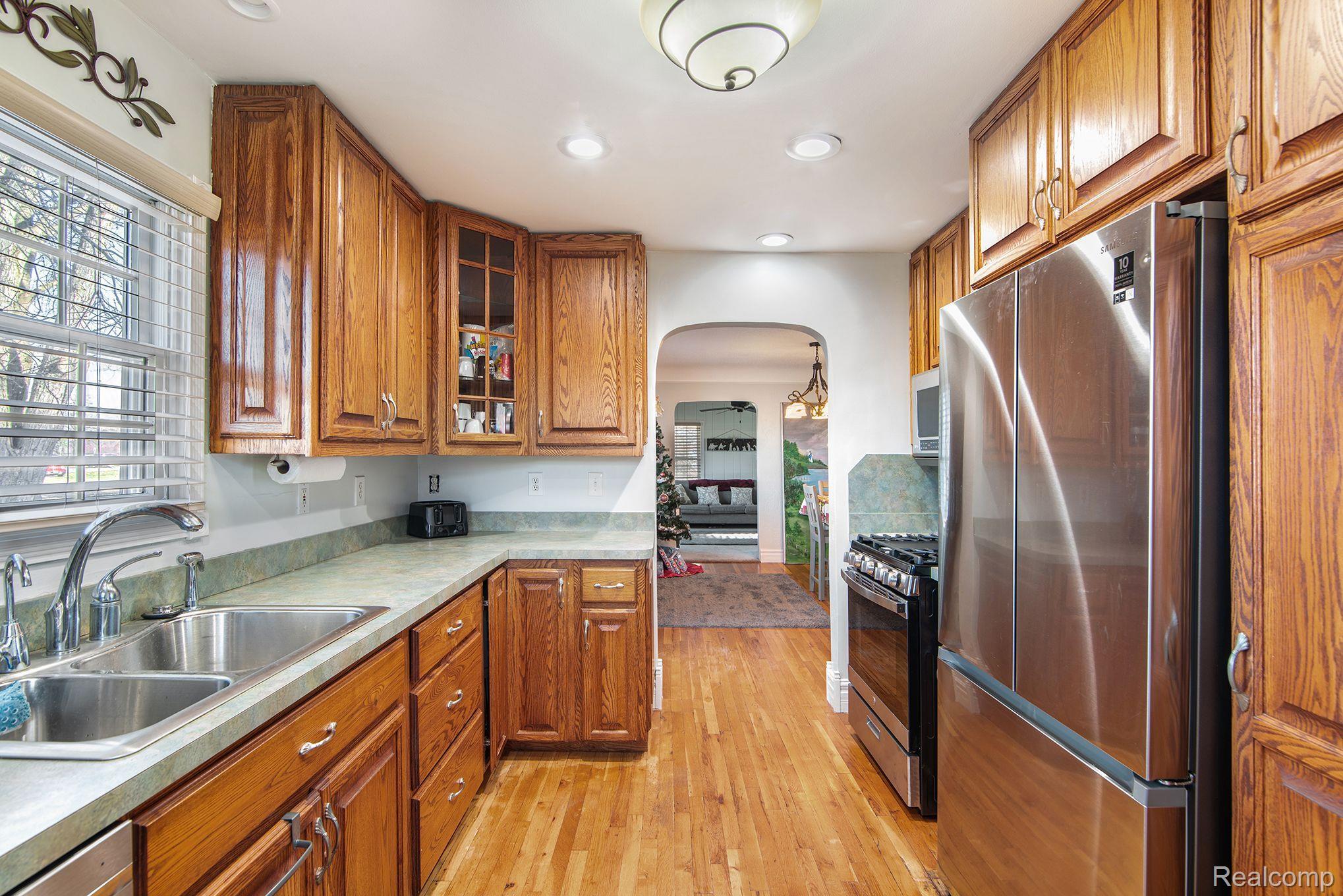 4236 Crosby Road Flint, MI 48506 - Photo 5 of 19 Gallery Image 5
