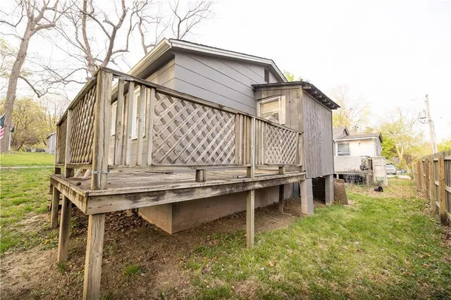 $365,000 | 1622 1/2 South Hedges Avenue, Unit 1 2 3 4 5 6, Independence, MO 64052