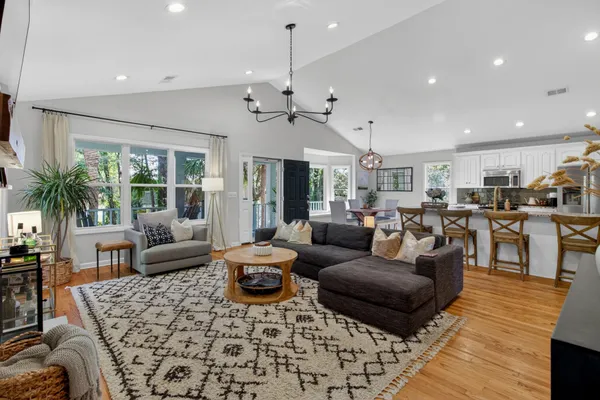 $1,150,000 | 1526 Regimental Lane, Johns Island, SC 29455