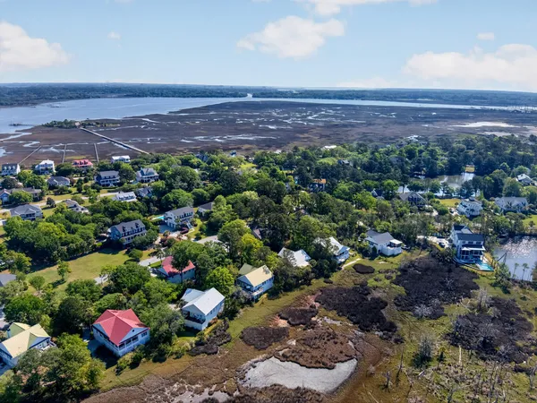 $1,150,000 | 1526 Regimental Lane, Johns Island, SC 29455