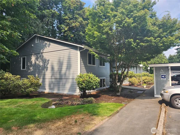 $265,000 | 2929 Southeast Mile Hill Drive, Unit A3, Port Orchard, WA 98366