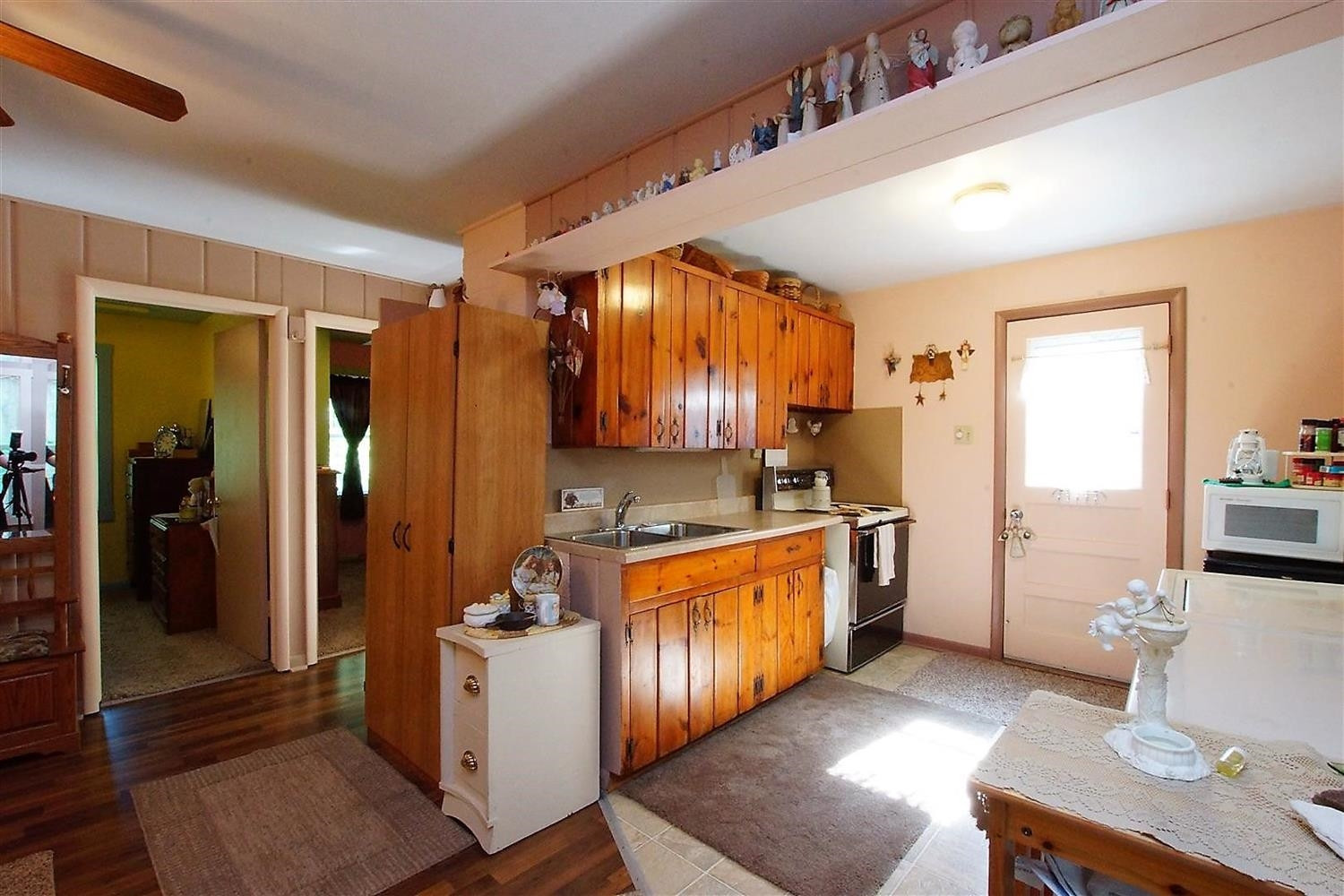 137 Island Lake Road Chelsea, MI 48118 - Photo 8 of 10 Photo 8