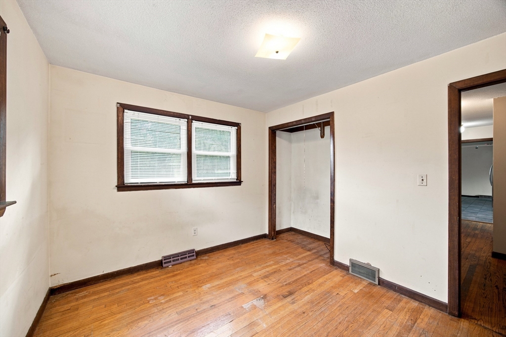 115 Bemis Road Holyoke, MA 01040 - Photo 22 of 29 Gallery Image 22