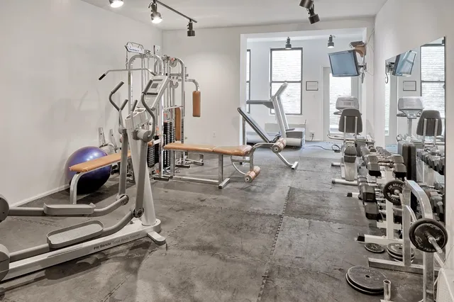 $3,700 | 1021 Grand Street, Unit 1D, Hoboken, NJ 07030