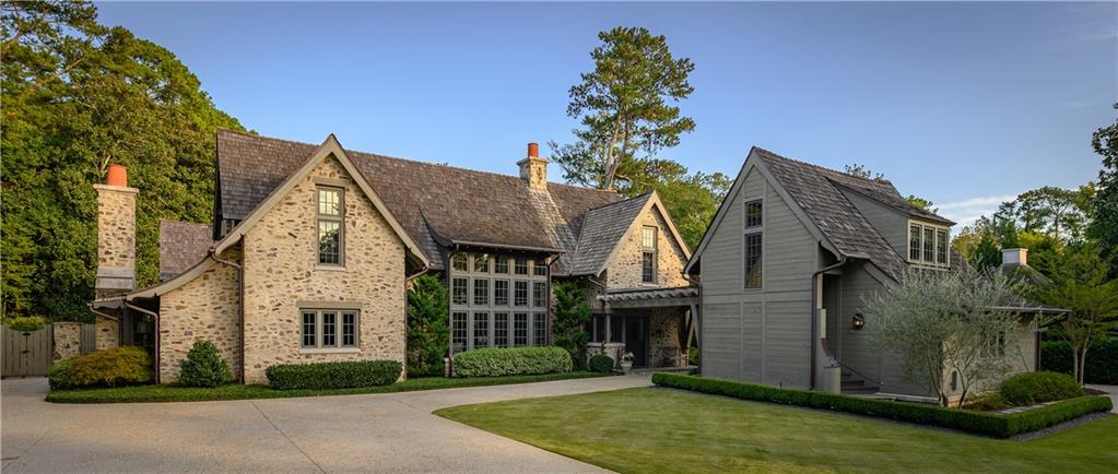 2979 Ridgewood Road Northwest Atlanta, GA 30327 - Photo 2 of 43