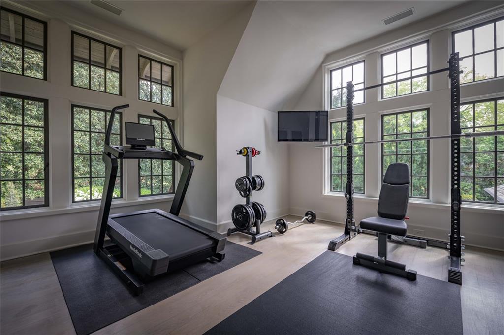 2979 Ridgewood Road Northwest Atlanta, GA 30327 - Photo 33 of 43