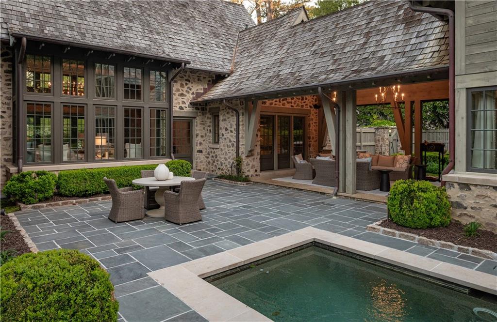 2979 Ridgewood Road Northwest Atlanta, GA 30327 - Photo 38 of 43