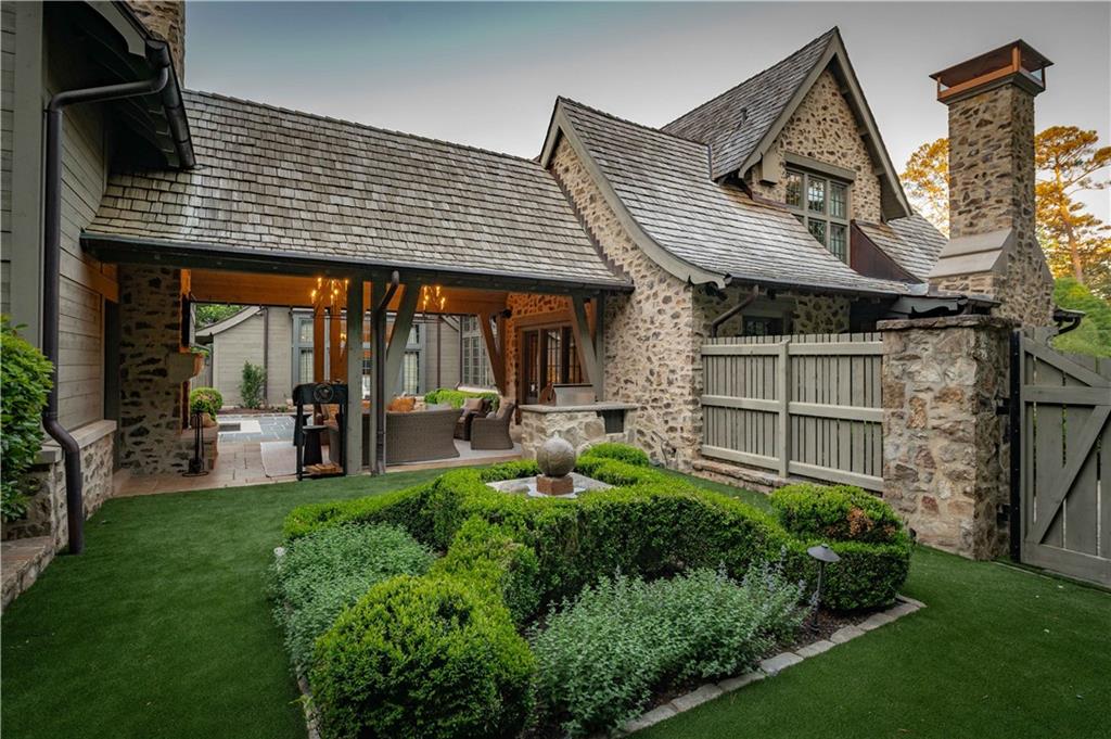 2979 Ridgewood Road Northwest Atlanta, GA 30327 - Photo 43 of 43