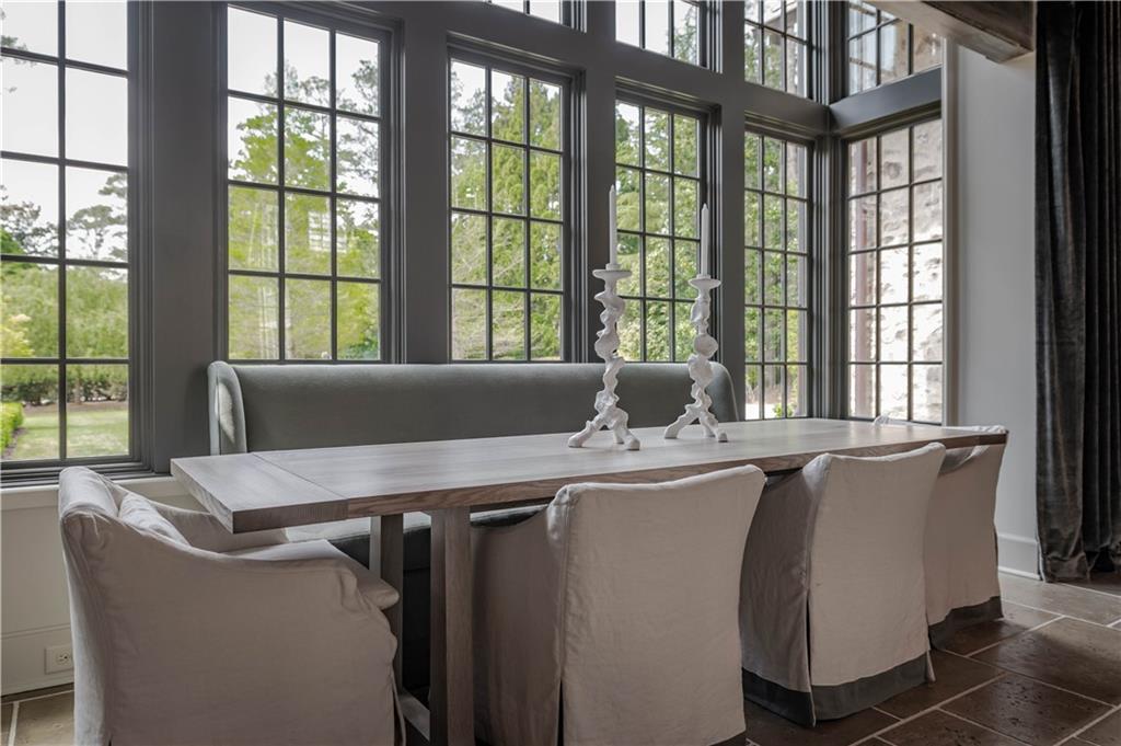 2979 Ridgewood Road Northwest Atlanta, GA 30327 - Photo 7 of 43