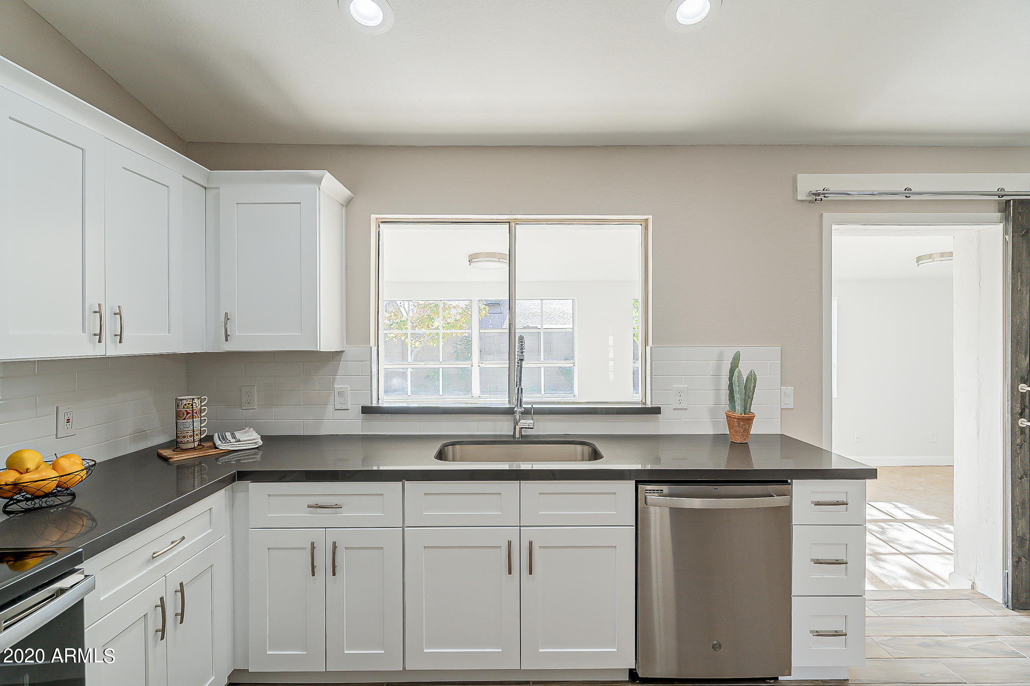 4413 East Frye Road Phoenix, AZ 85048 - Photo 10 of 27 Frye-12