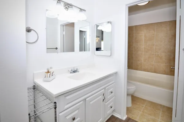 $1,995 | 1621 Hotel Circle South, Unit E304, San Diego, CA 92108